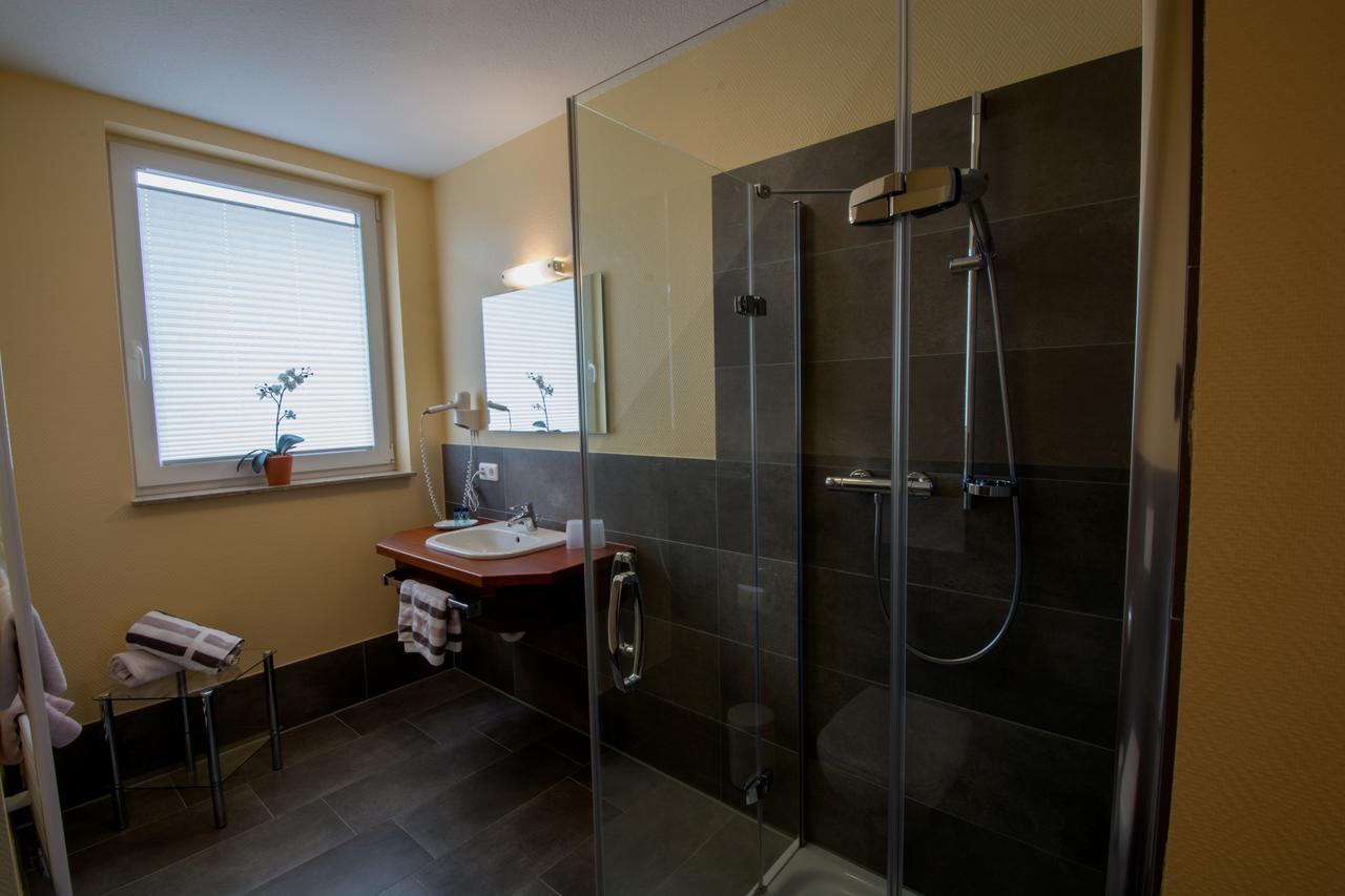Hotel Garni Zur Alten Post Lembruch Esterno foto